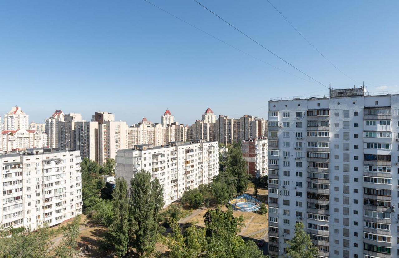 Чудова Квартира Для Відпочинку І Роботи На Оболоні Kiev Eksteriør bilde